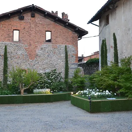 Couette-café Mimosa *