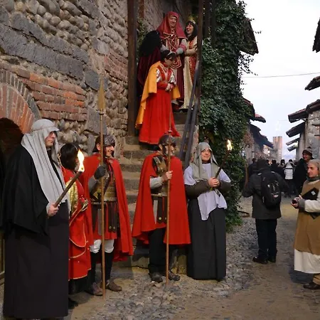 Couette-café Mimosa Candelo